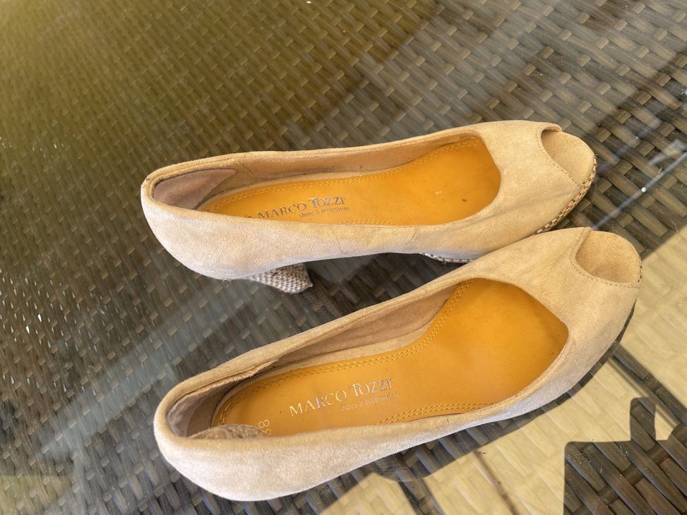 Scarpe da donna: Damen Marco Tozzi Pumps 38 beige – Nuovo (secondo la descrizione) da Bergdietikon venduto da antovale 1