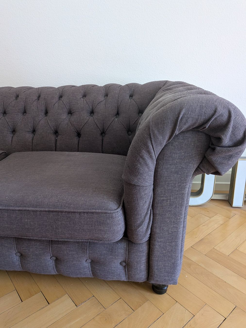 Divani: Chesterfield-style Sofa (Stoff) – Usato da Zürich venduto da anbrae 3