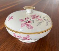 Bonbonnière en porcelaine
