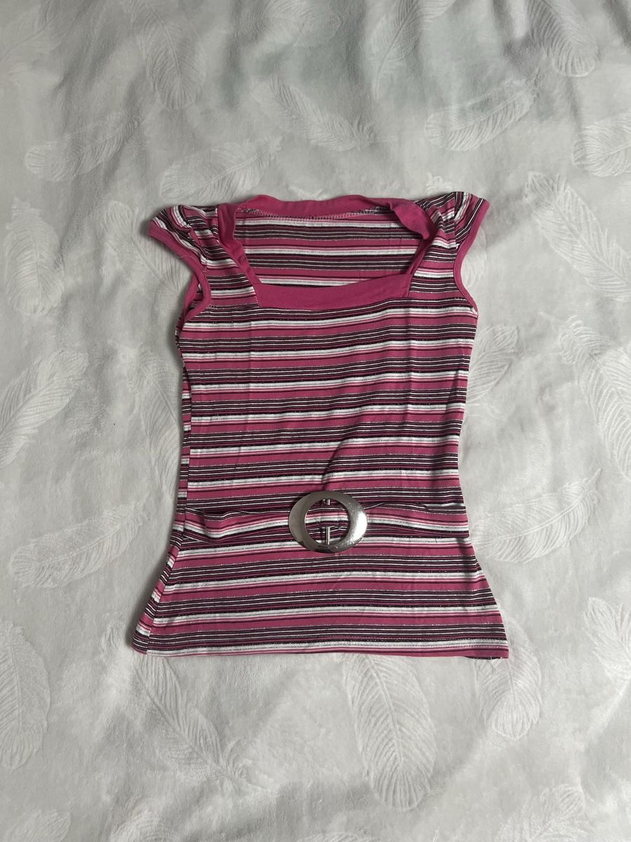 Top: y2k pink white striped top with buckle – Usato da St. Margrethen SG venduto da swiss_secondhand 1