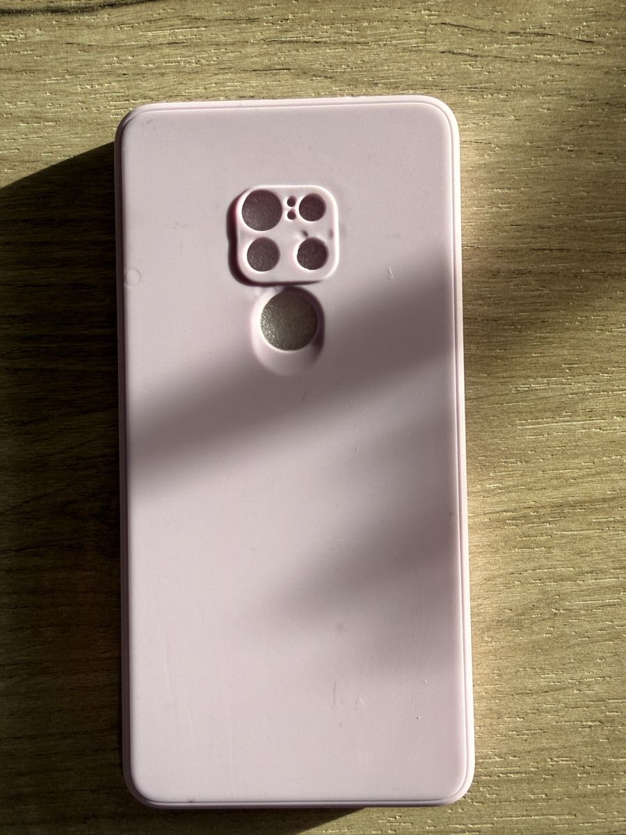 Huawei Cover & Protezioni schermo: Coque silicone lilas pour Huawei Mate 20 – Nuovo e nell'imballaggio originale da Saxon venduto da jojokissme2002