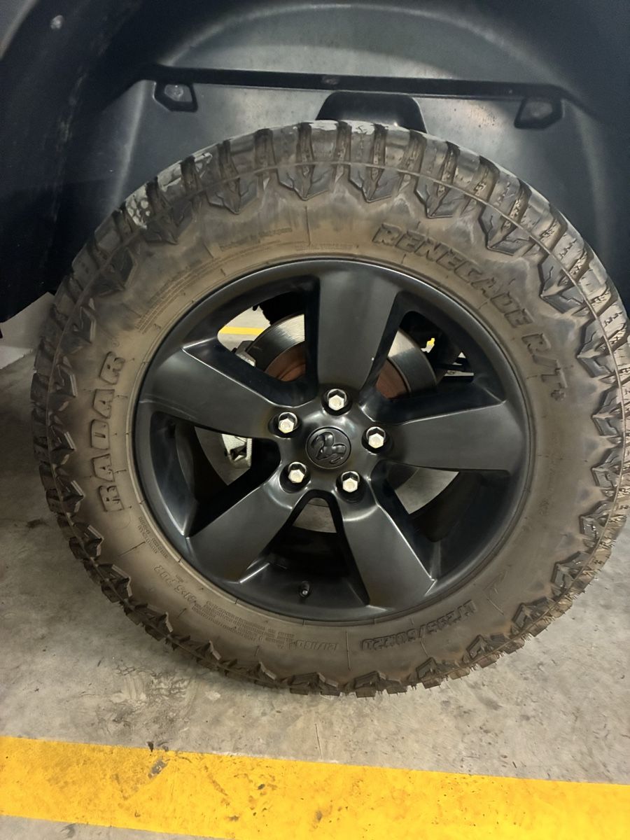 Dodge Pneumatici & Ruote complete: Dodge Ram Felgen – Usato da Hochfelden venduto da Nikosrs 3