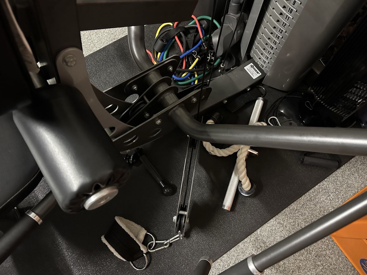 Vélos d'appartement: HOIST Kraftstation – D'occasion à Gundetswil par petriheilremimartin 4