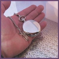 NEUE schöne Taschenuhr Silbern mit Weiss