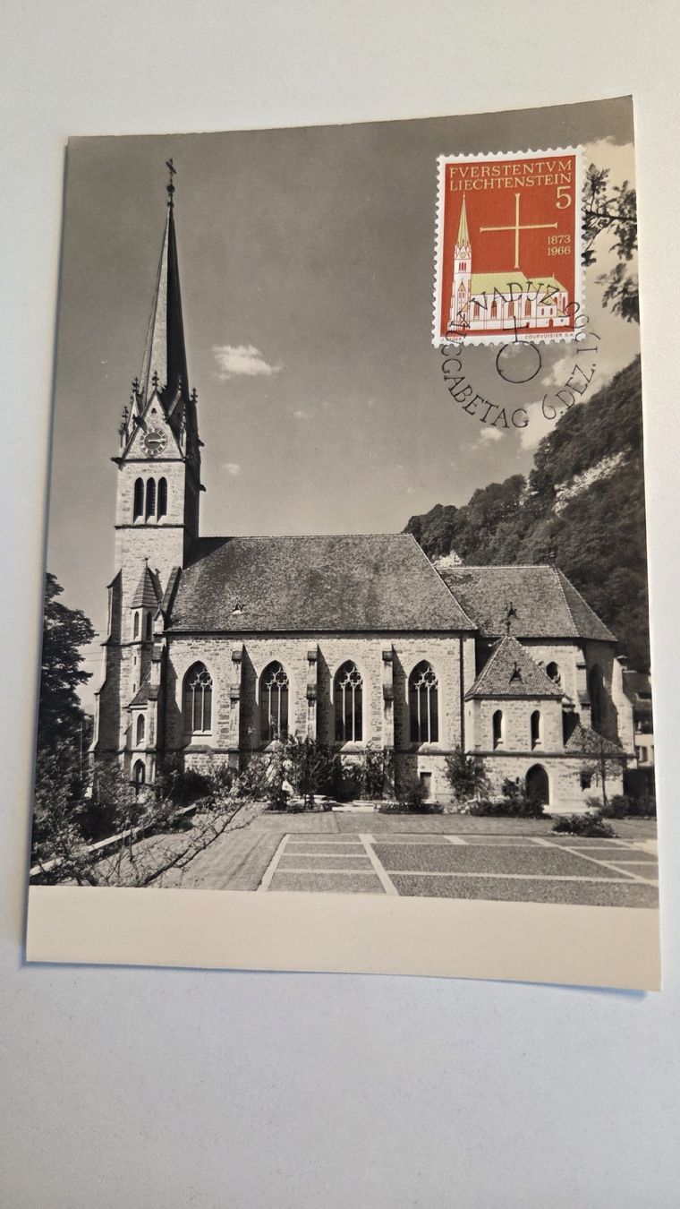 Alle Briefmarken: 1966 FDC Maximumkarte Pfarrkirche Vaduz – Gebraucht aus Arni AG von Moth68