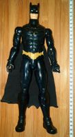 Actionfigur Batman (DC) mit Stoffumhang