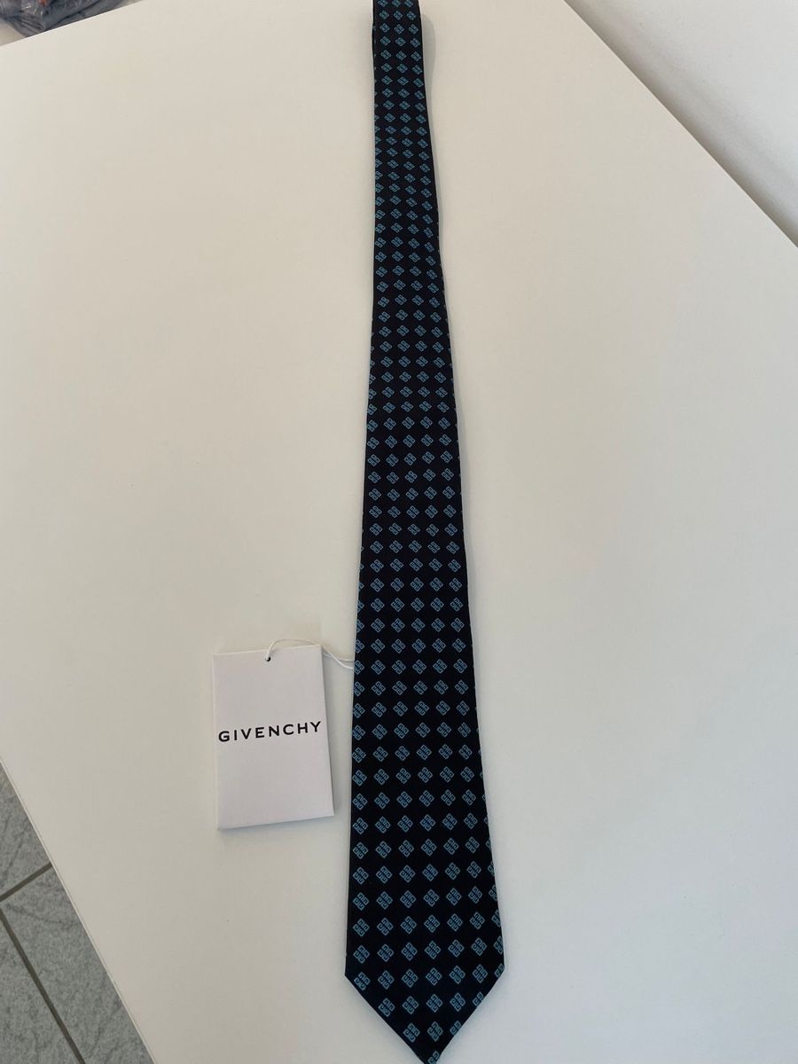 Givenchy Cravatte: Givenchy Krawatte Seide Neu – Nuovo (secondo la descrizione) da Basel venduto da Ch2005 3