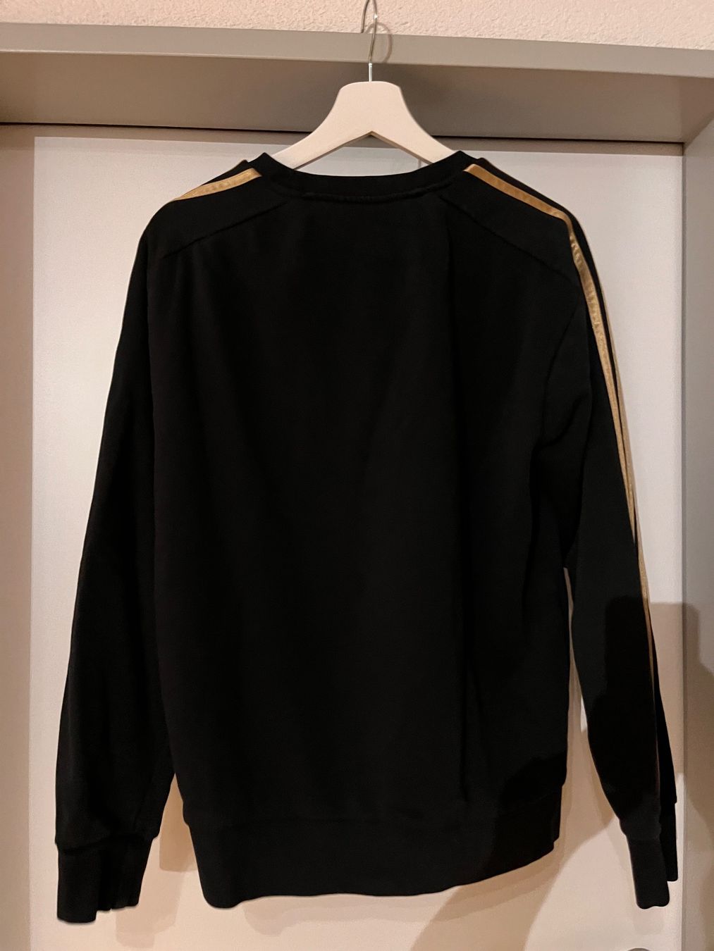 Adidas Pulls & Sweat-shirts: Real Madrid Pullover – D'occasion à Staufen par iker 1