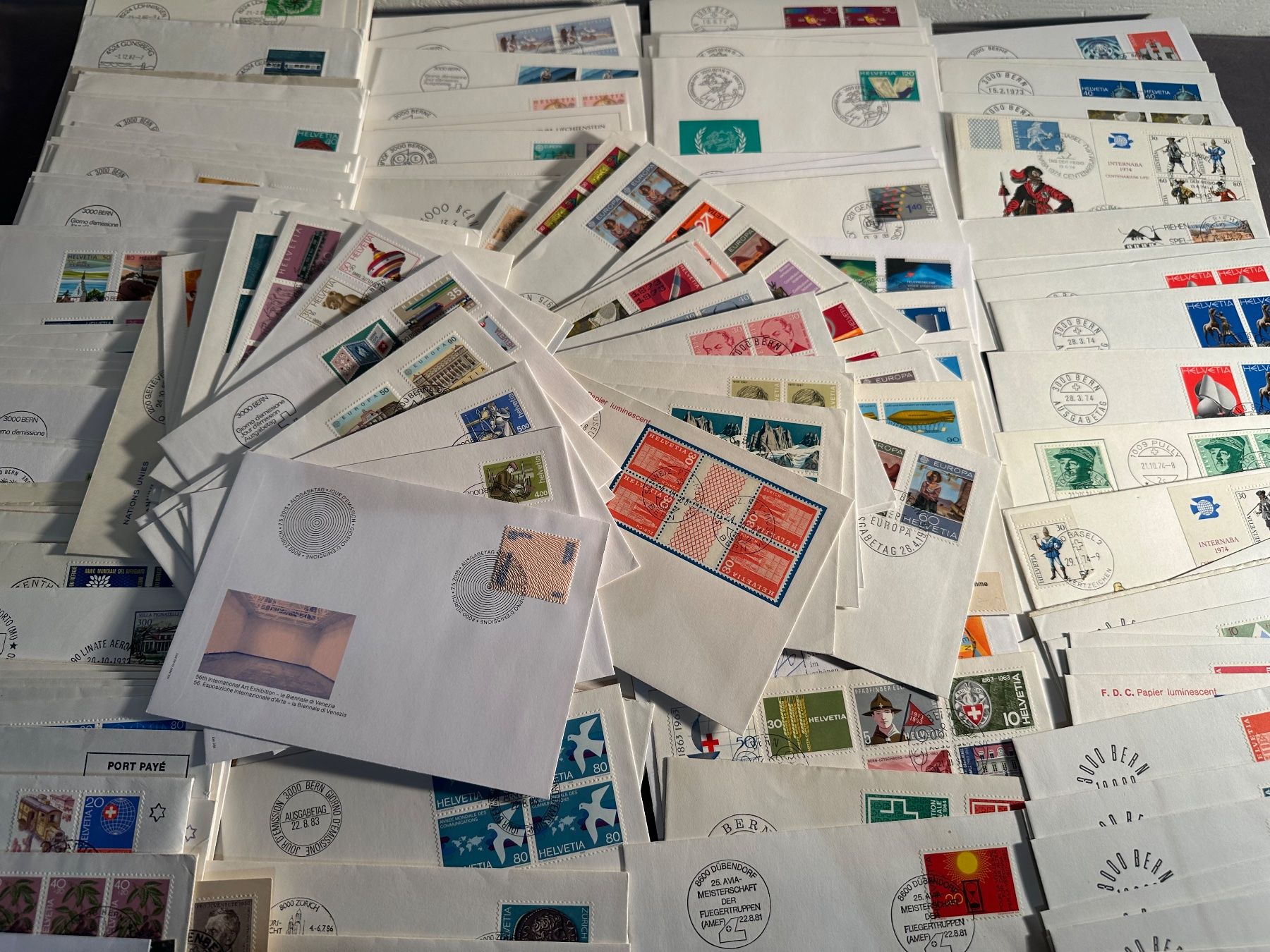 Tutti i francobolli: Sammlung Schweiz Briefe Sonderbriefe FDC usw. – Usato da Stettfurt venduto da 2442 4