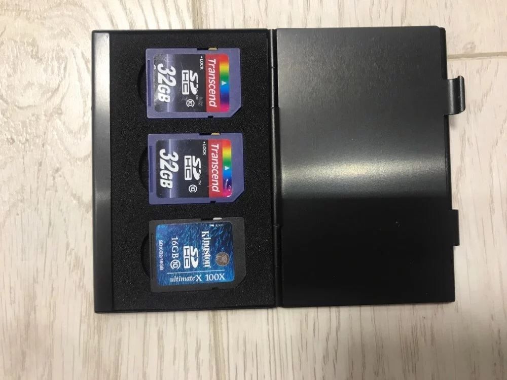 Schede di memoria: Boîtier de rangement MicroSD / SD Cartes – Nuovo (secondo la descrizione) da Yverdon-les-Bains venduto da rogi80 7