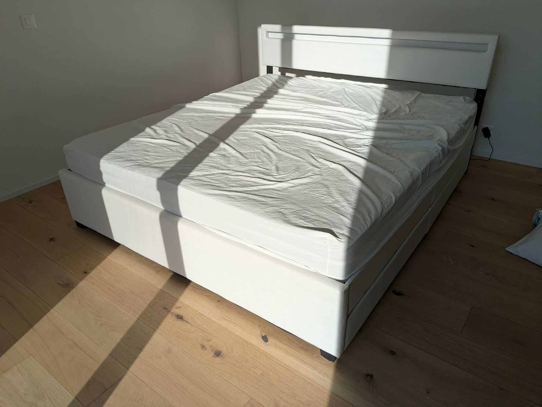 Letti: 180x200 cm Bett mit Matratze  – Usato da Uitikon Waldegg venduto da pet_sw8q