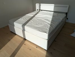 180x200 cm Bett mit Matratze 