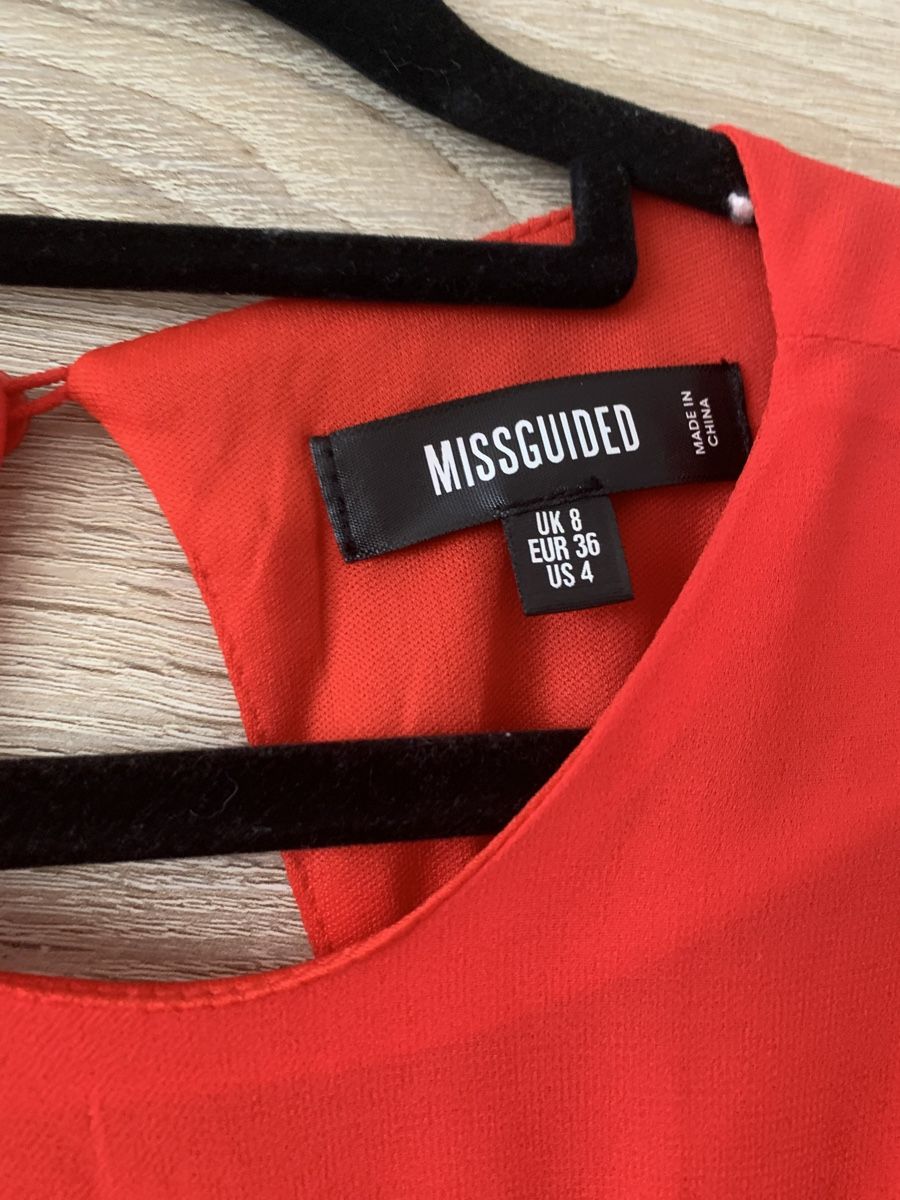 Vestiti: Robe rouge chic – Nuovo (secondo la descrizione) da Montreux venduto da Izapeche811 2