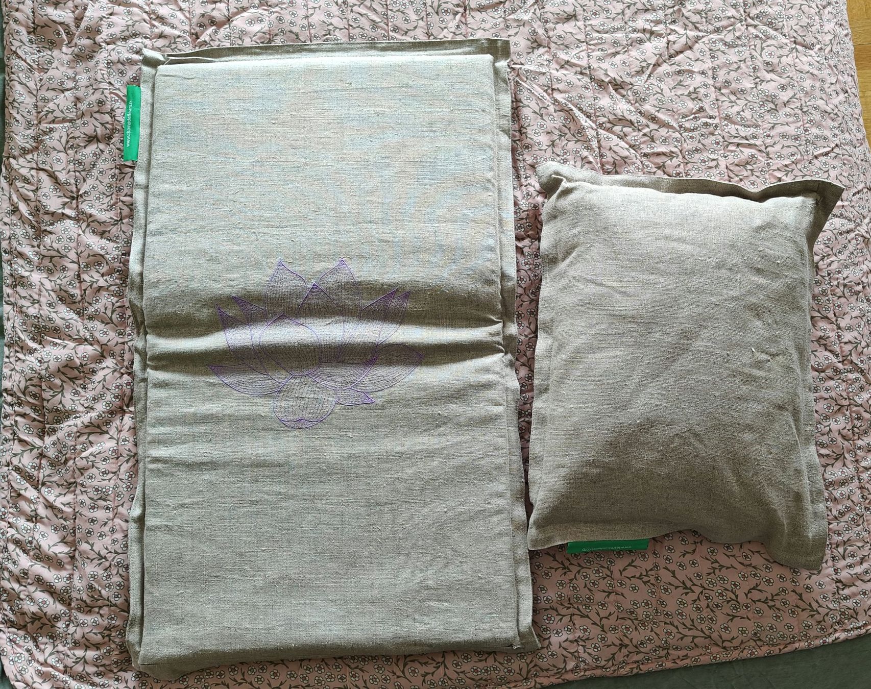 Tappetini fitness: Kit tapis+coussin Champ de fleurs Bioloka – Nuovo (secondo la descrizione) da Genève venduto da Ellem70 3