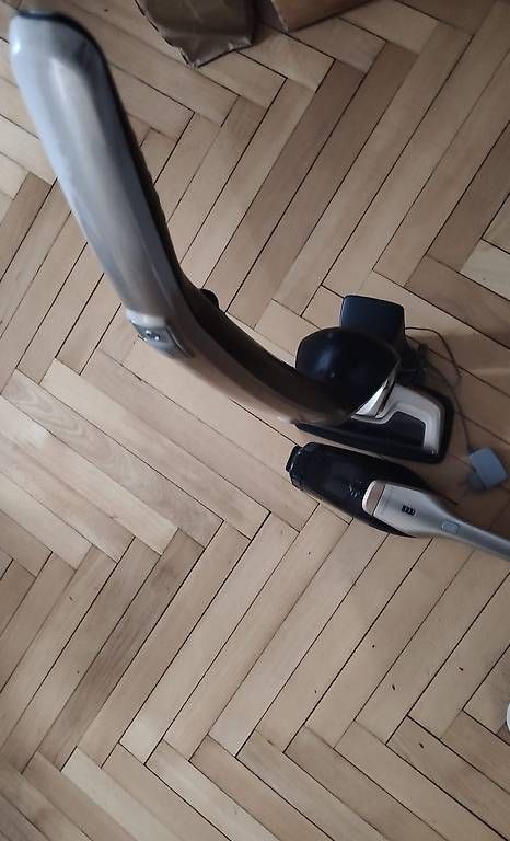 Aspirapolveri & Accessori: Aspirapolvere a due pezzi, Electrolux – Usato da Viganello venduto da millo 3