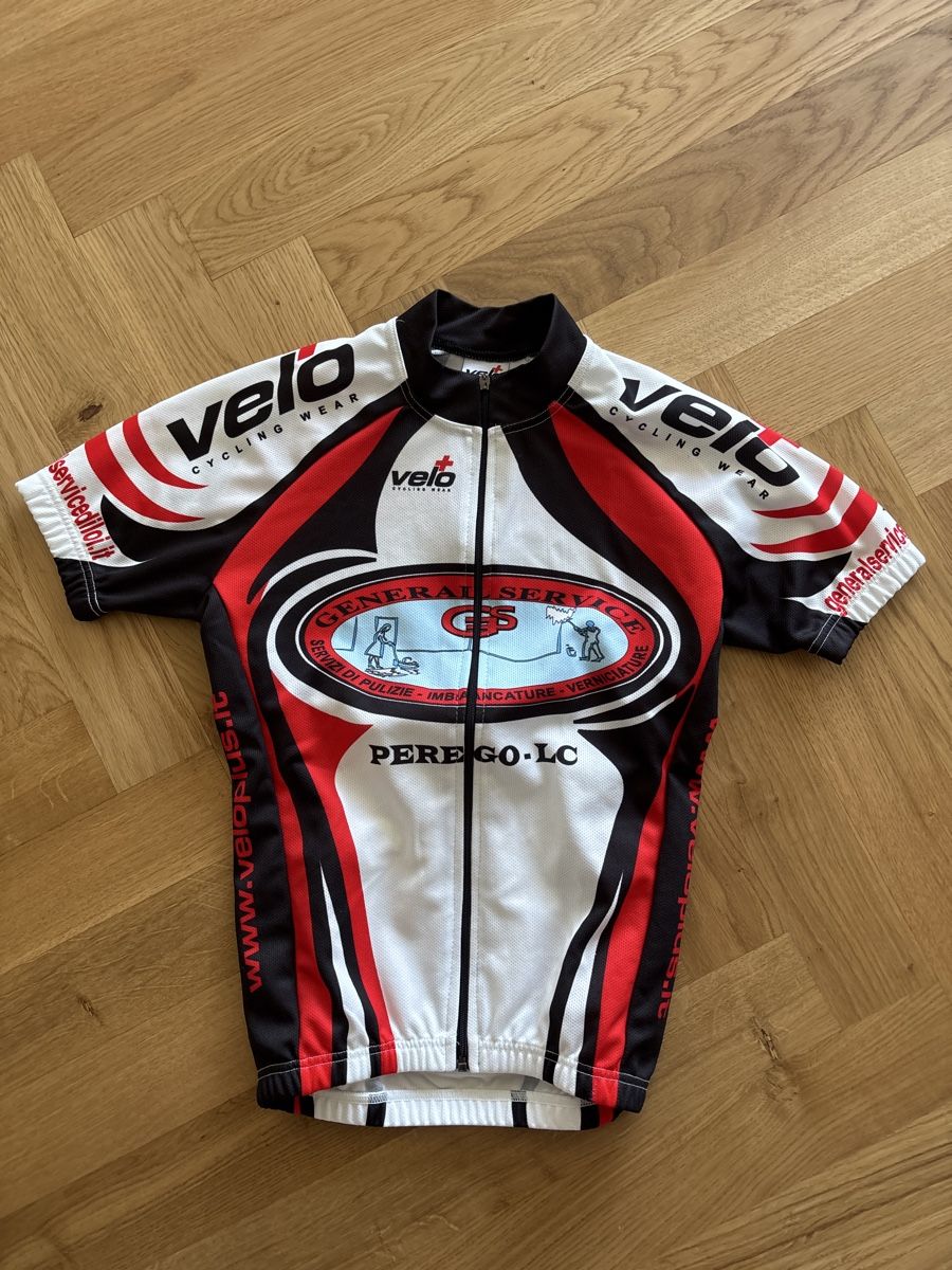 Canottiere & Pantaloni: Velotrickot, Grösse 128/134 – Usato da Wohlen AG venduto da Michi761