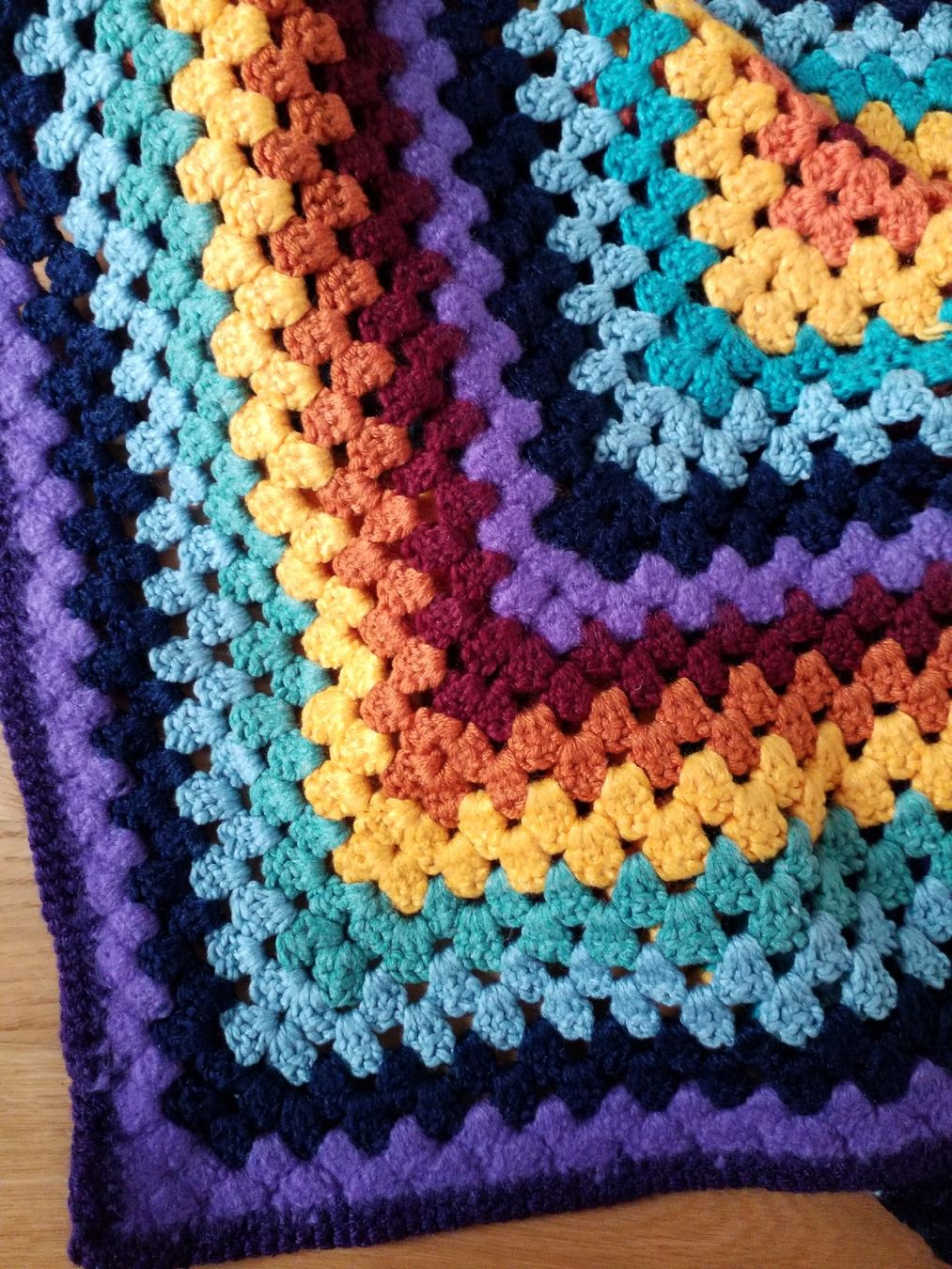 Foulard & Sciarpe: Hand made deco/scarf – Usato da Luzern venduto da _Lobster_ 1
