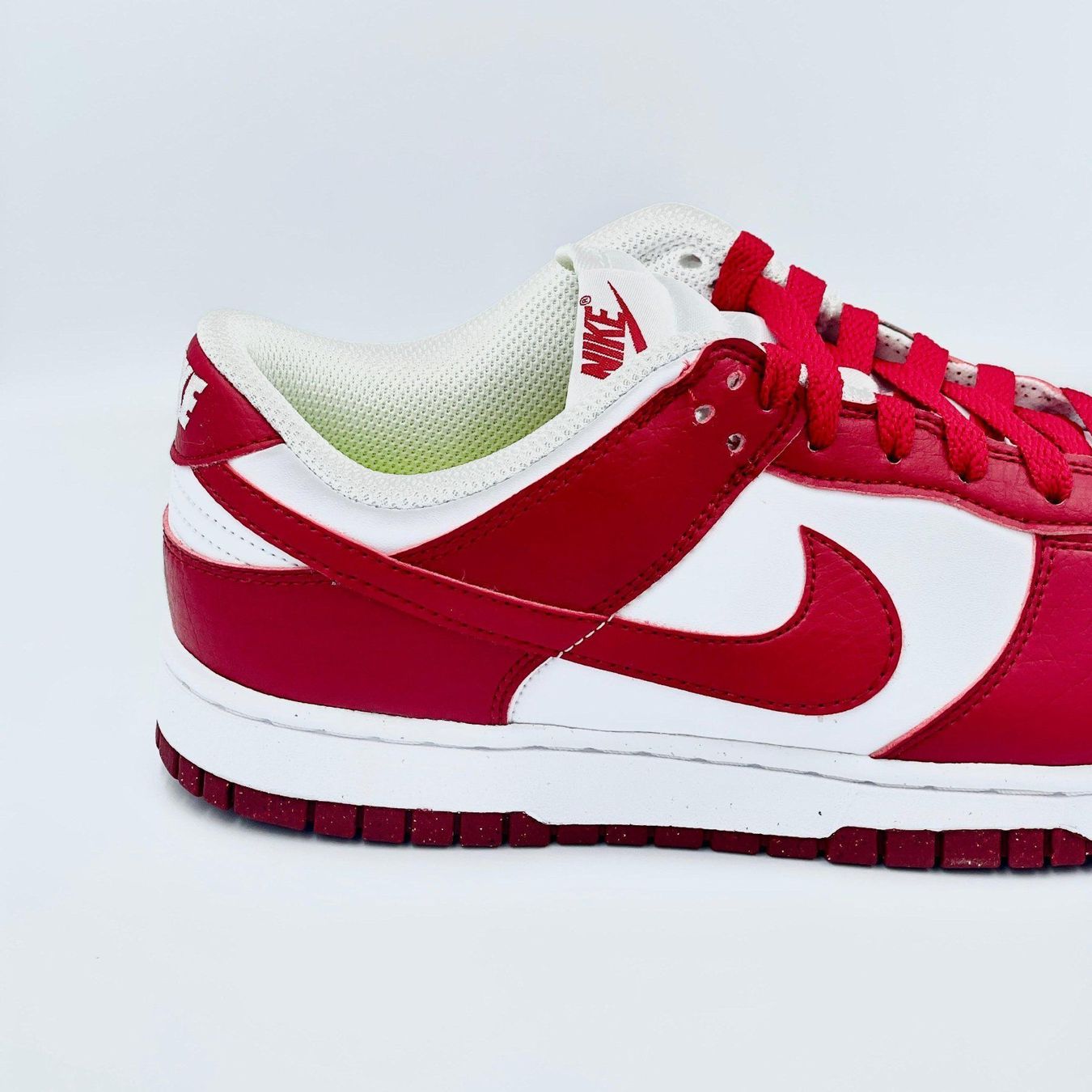 Nike Scarpe da donna: Nike Dunk Low University Red EU 36.5 – Nuovo e nell'imballaggio originale da Erlinsbach venduto da sasneakers 3