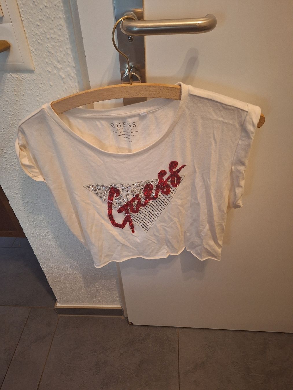 Guess T-Shirts: Guess Shirt – Neu (gemäss Beschreibung) aus Neuhausen von eliana2
