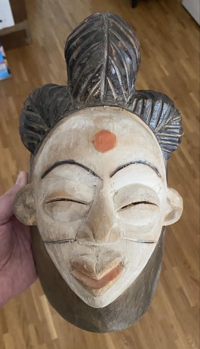 Arte internazionale: Masque africaine  – Usato da Grand-Lancy venduto da sellart