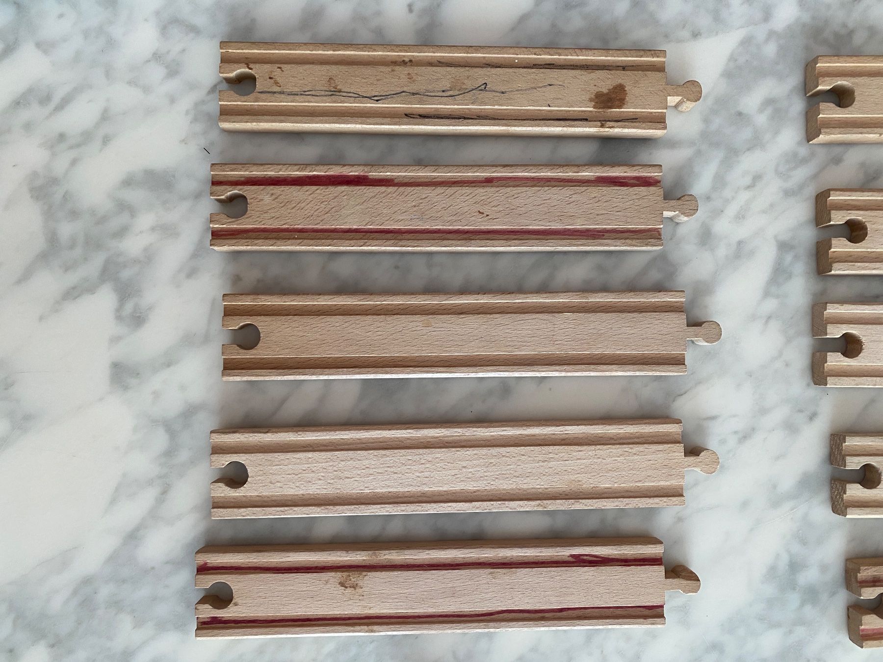 Brio Jouets: Brio Holz-Eisenbahn – D'occasion à Basel par Rivinus 1
