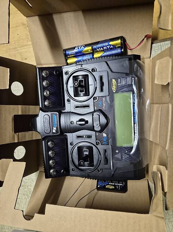 Carson Fernsteuerungen: Carson Steuerung 2.4 GHZ 14 kanal LCD – Neu (gemäss Beschreibung) aus Mehlsecken von Noldy885 1