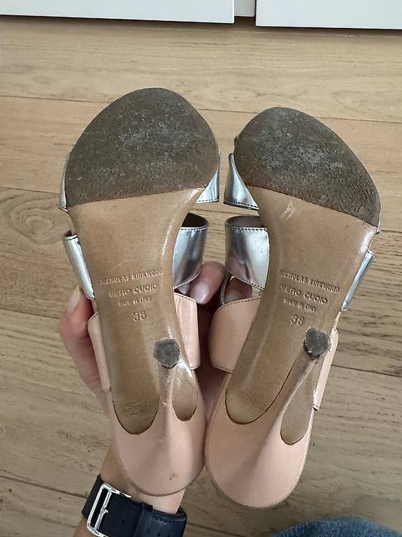 Damenschuhe: Sandales à talons Nicholas Kirkwood – Gebraucht aus Genève von hya_ccc8 4