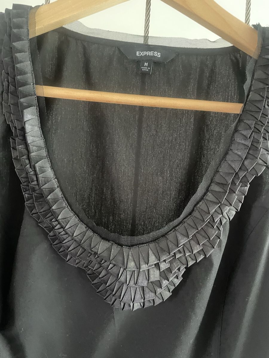 Top: Schwarzes Top, Grösse M – Usato da Ipsach venduto da Rena-b 2