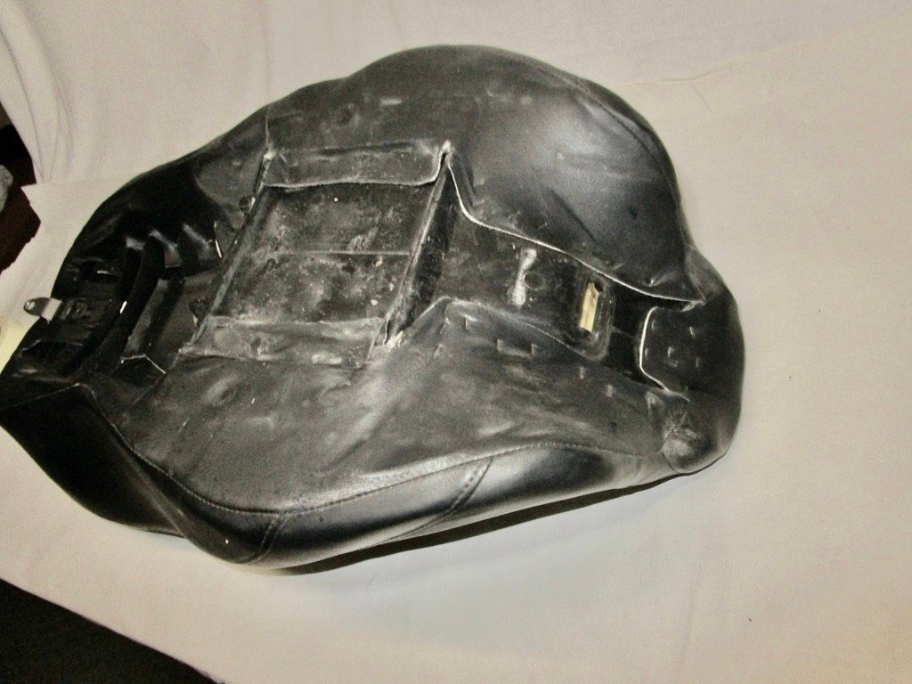 Harley-Davidson Tutti i ricambio per moto: Harley Touringsattel 52000033 – Difettoso da Trimmis venduto da hajaho 4