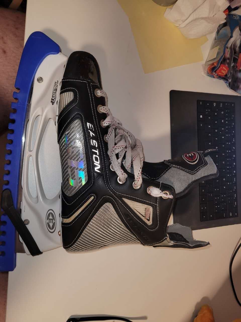 Easton Pattini da ghiaccio: Schlittschuhe S15 composite – Usato da Seewen SZ venduto da ron_l7tk
