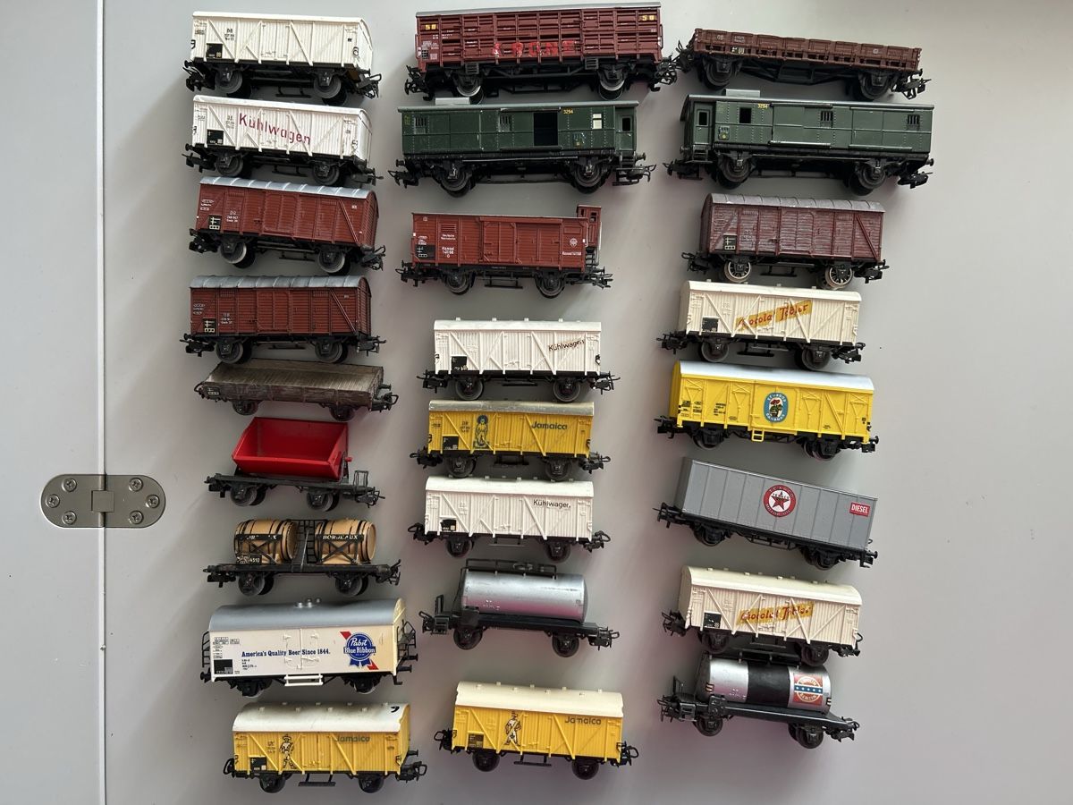 Märklin Modelleisenbahnen: Marklin wagons HO – Gebraucht aus Veytaux von ccristina