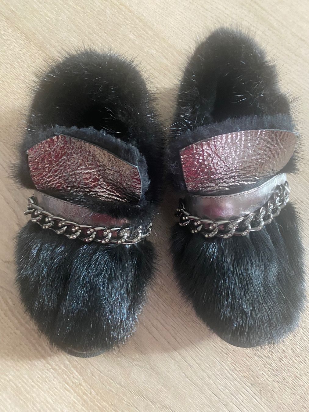 Scarpe da donna: Loafers Nerzpelz – Usato da Othmarsingen venduto da Paucaverba