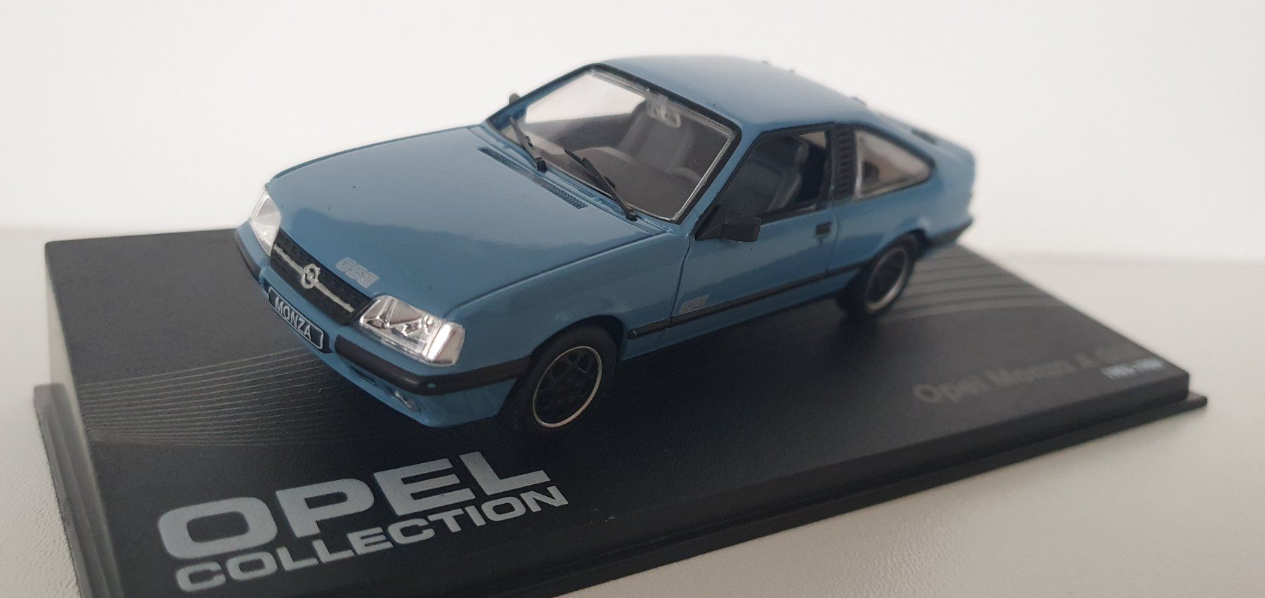 Opel Modellini d'auto: Opel Manta A GSE 1/43 Press – Usato da St-Barthélemy VD venduto da titeuf5 2