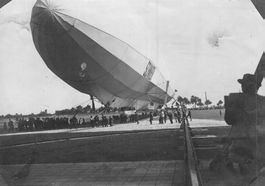 ^Zeppelin,Aviatik , Echtfoto