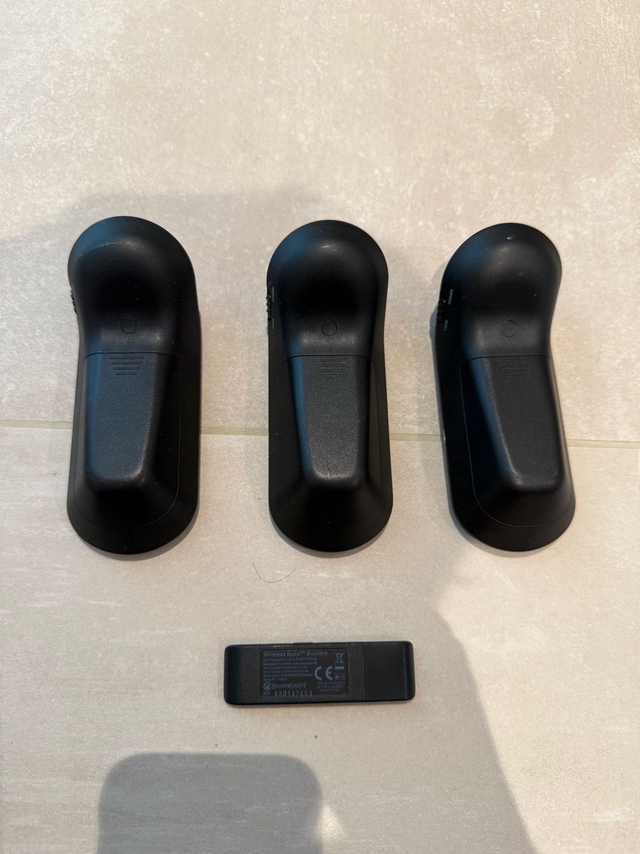 Spiele: Buzzer PS3 TOP Zustand! – Gebraucht aus Däniken SO von pet_hv5v 1
