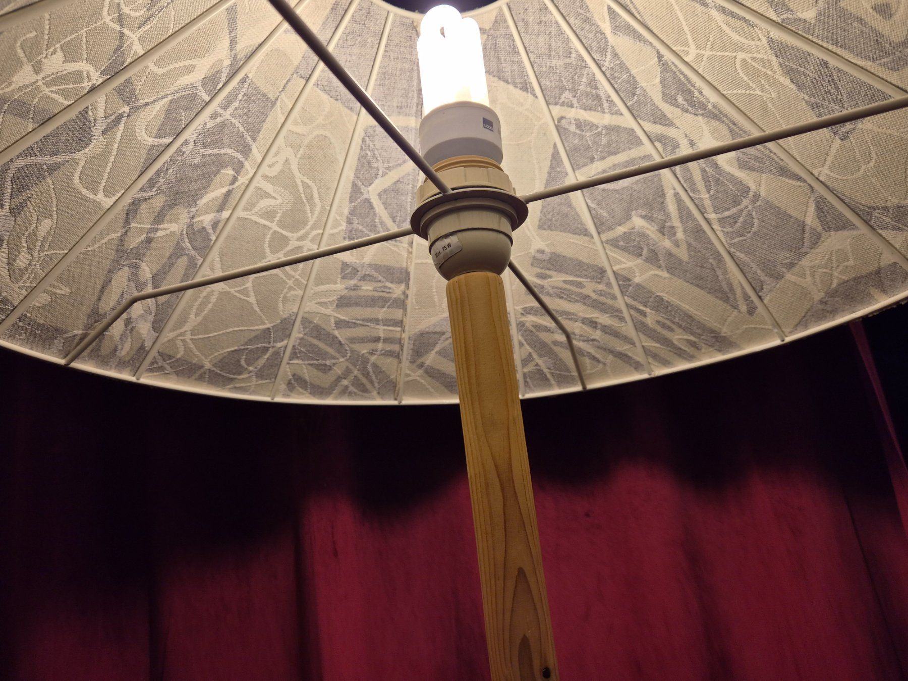 Lampade: Lampadaire vintage swiss made – Usato da Monthey venduto da McAuthor 2