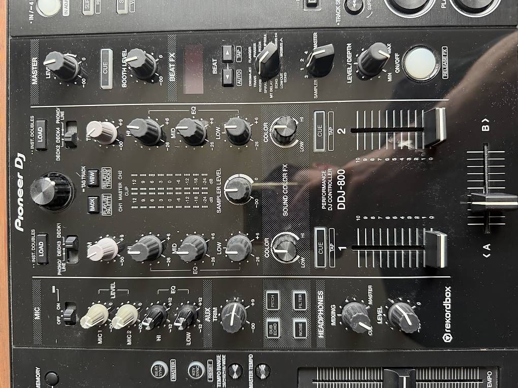 Platines de mixage: Pioneer DDJ-800 DJ-Controller – D'occasion à Basel par czw_v5cp 2