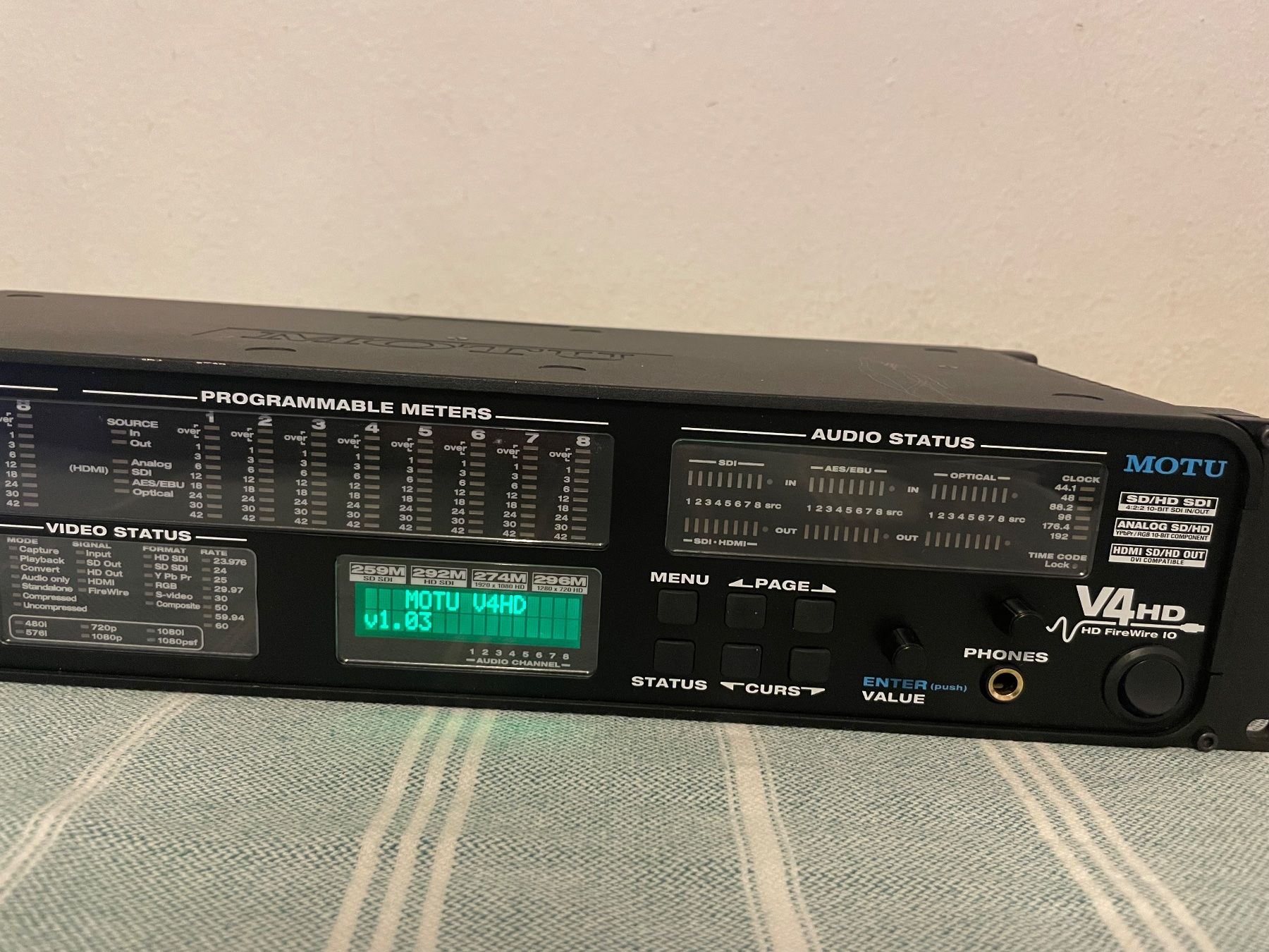 Strumenti musicali: MOTU v4hd – Usato da Zürich venduto da beli_30 2