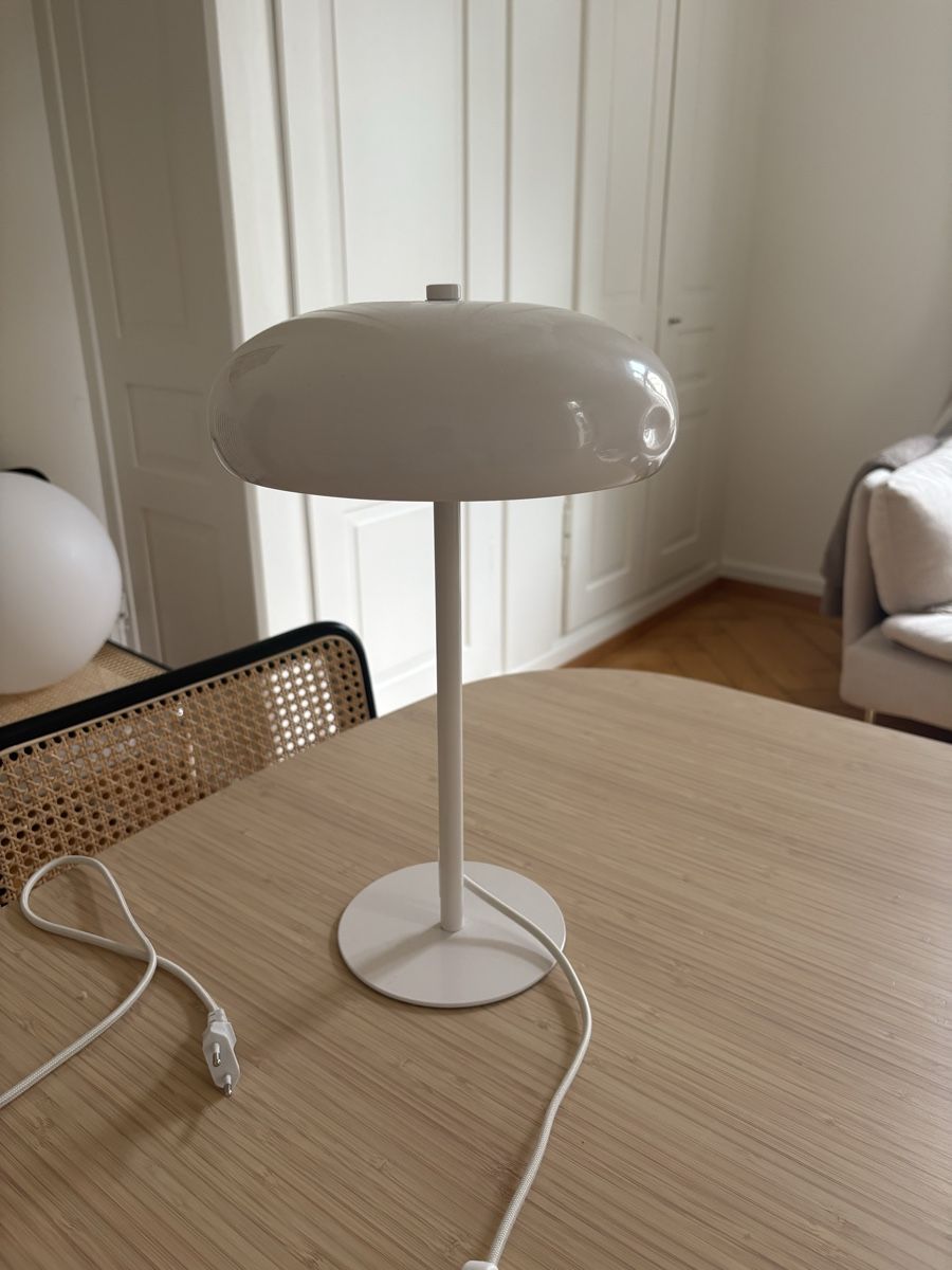 Zara Lampade: Tischlampe Weiss Zara Home – Usato da Zürich venduto da Lululotta