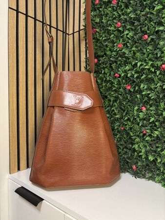 Louis Vuitton Epi Bucket Bag, Top Zustand, Herbst-Sale!