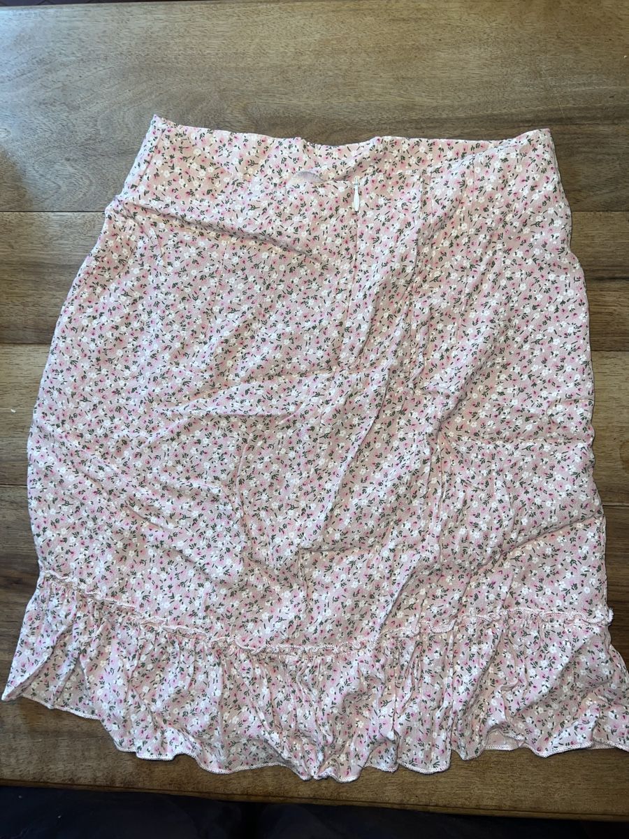 Brandy Melville Gonne: Brandy Melville Rock, rosa mit Blumenmuster, – Usato da Zürich venduto da cac3 4