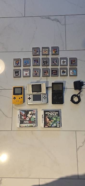 Nintendo Konsolen: Nitendo game boy Sammlung – Gebraucht aus Holziken von johnny_jk