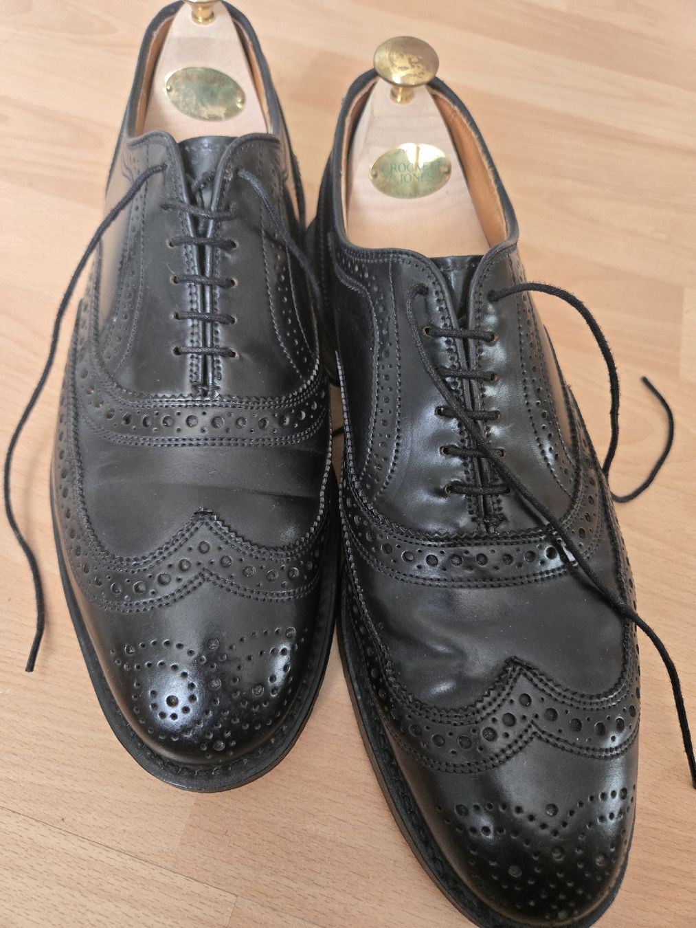 Scarpe da uomo: Allen Edmonds CORDOVAN CAMBRIDGE – Usato da Zug venduto da f_t_827r 2