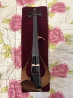 Yamaha Geige YEV105 