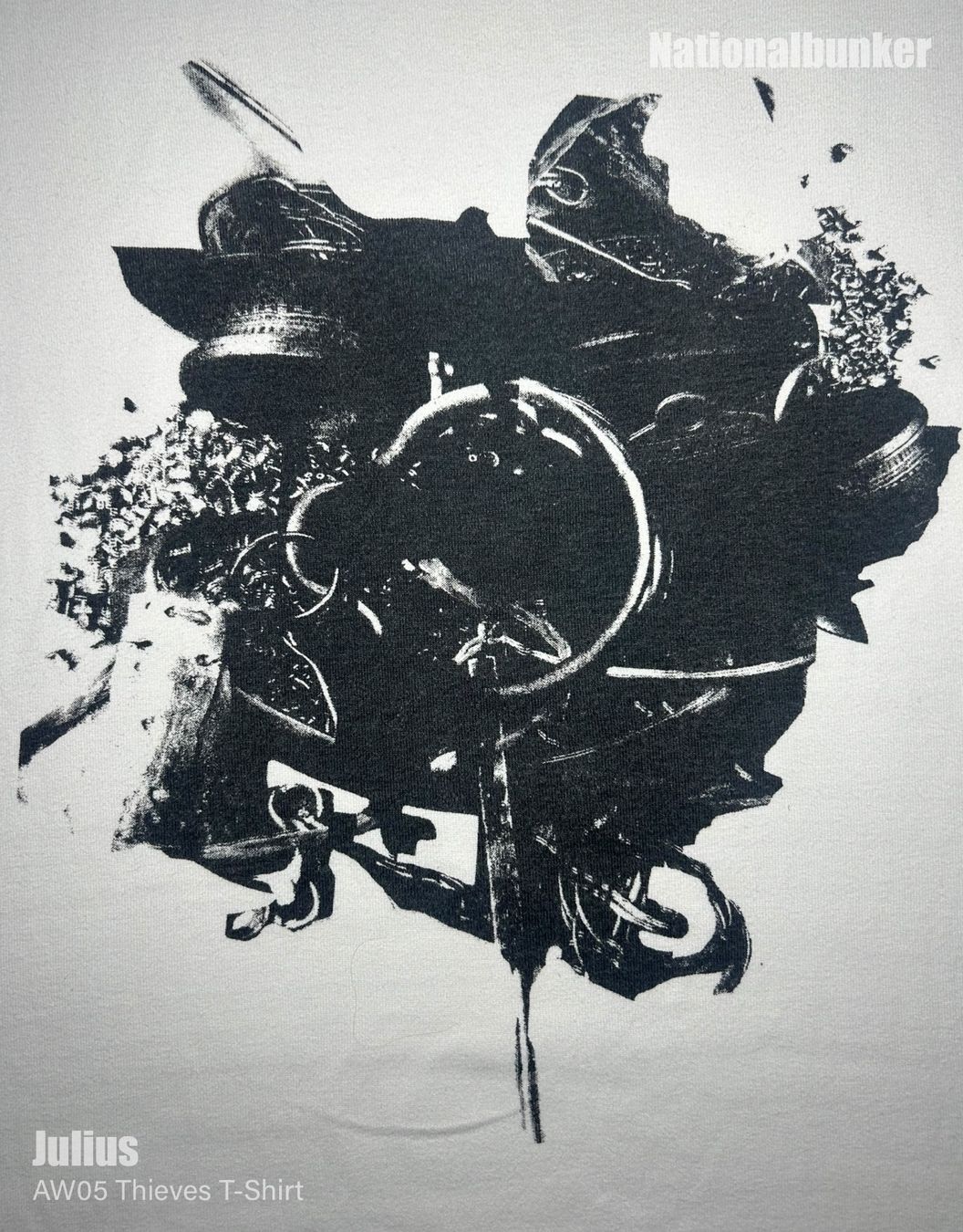 T-shirt: Julius AW05 Thieves T-Shirt – Usato da Thierachern venduto da n.webl 2