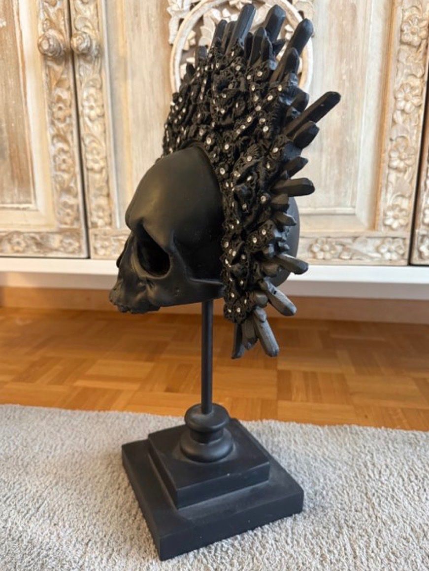 Kare Statuette: Black Skull – Usato da Grand-Lancy venduto da dav_z7rw 1