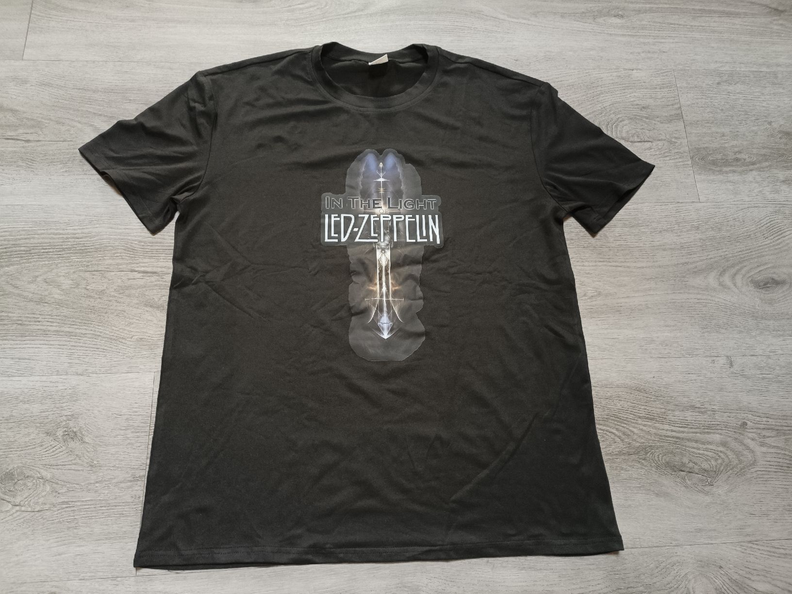 T-shirt: LED - ZEPPELIN Shirt XL neu – Nuovo (secondo la descrizione) da Bätterkinden venduto da Elefantenzoo