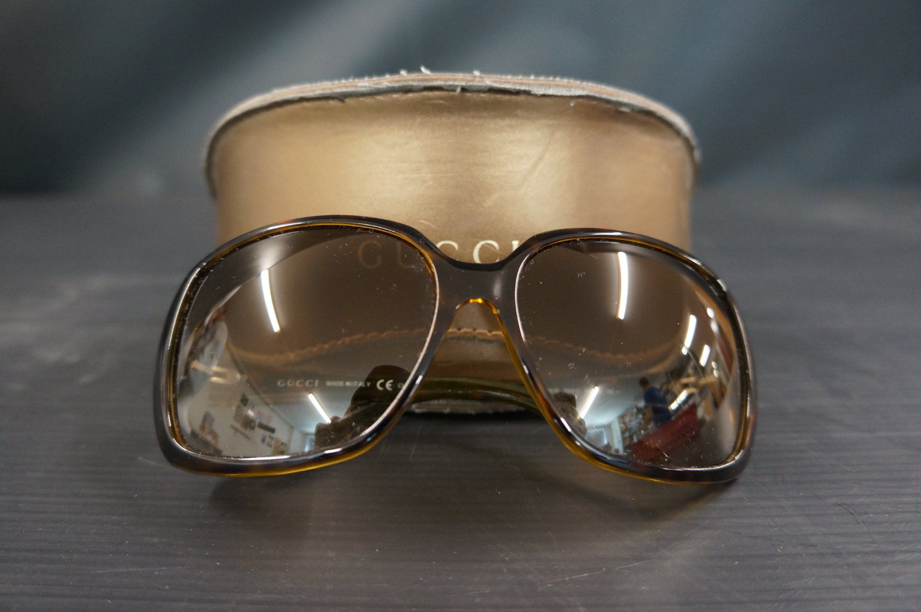 Gucci Lunettes & Verres: Oversized-Gucci Damen Sonnenbrille – D'occasion à Basel par bk_brockibasel 3