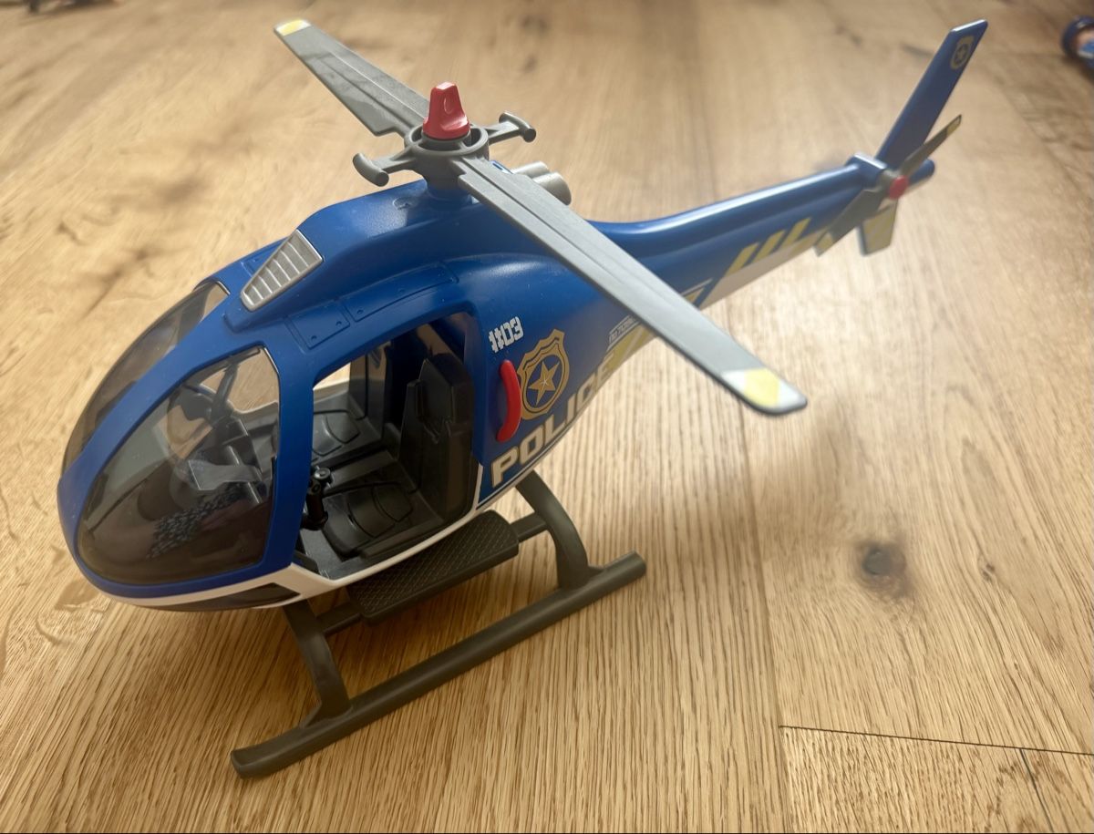 Playmobil Giocattoli: Playmobil Polizeikommando mit Auto, Helikopter etc. – Usato da Nänikon venduto da Nd73 7