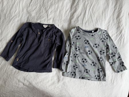 Zwei dünne Langarmshirts 92
